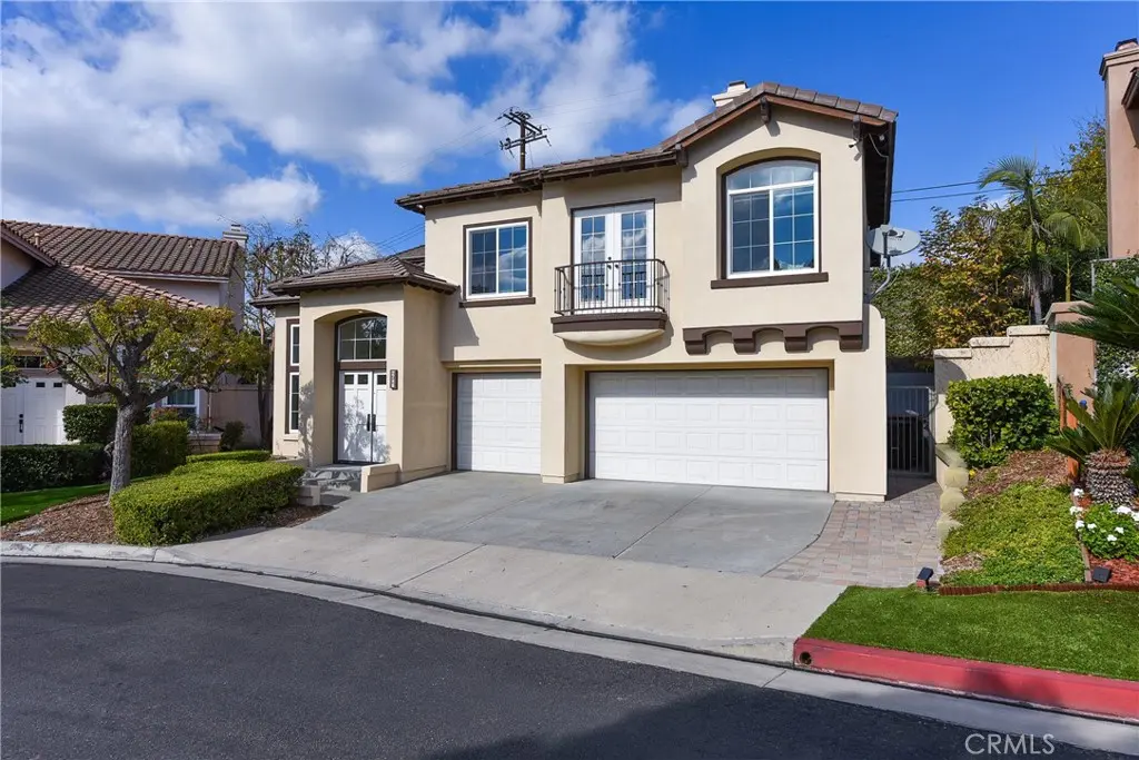 Single Family Residence for sale at 2748 Ashwood Circle, Fullerton, CA featuring 4 beds and 4 baths