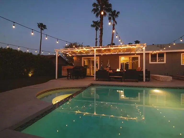 Residential Lease for rent at 31121 Avenida El Mundo, Cathedral City, Riverside County, CA featuring 3 beds and 2 baths