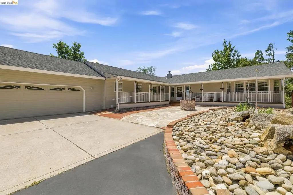 23361 Pinewood Ln, Twain Harte, CA — listing photo 1
