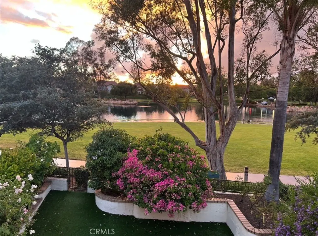 Townhouse for sale at 31 Calle Melinda, Rancho Santa Margarita, CA featuring 3 beds and 3 baths