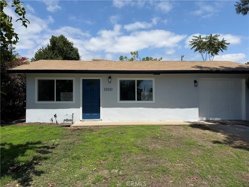 Single Family Residence for sale at 33051 Adelfa, Lake Elsinore, CA featuring 3 beds and 1 bath