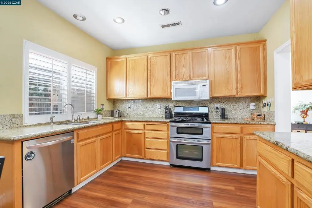 Single Family Residence for sale at 634 Sundale, Brentwood, CA featuring 4 beds and 3 baths
