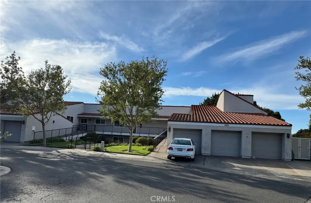 Condominium for rent at 3398 Punta Alta B, Laguna Woods, CA featuring 2 beds and 2 baths