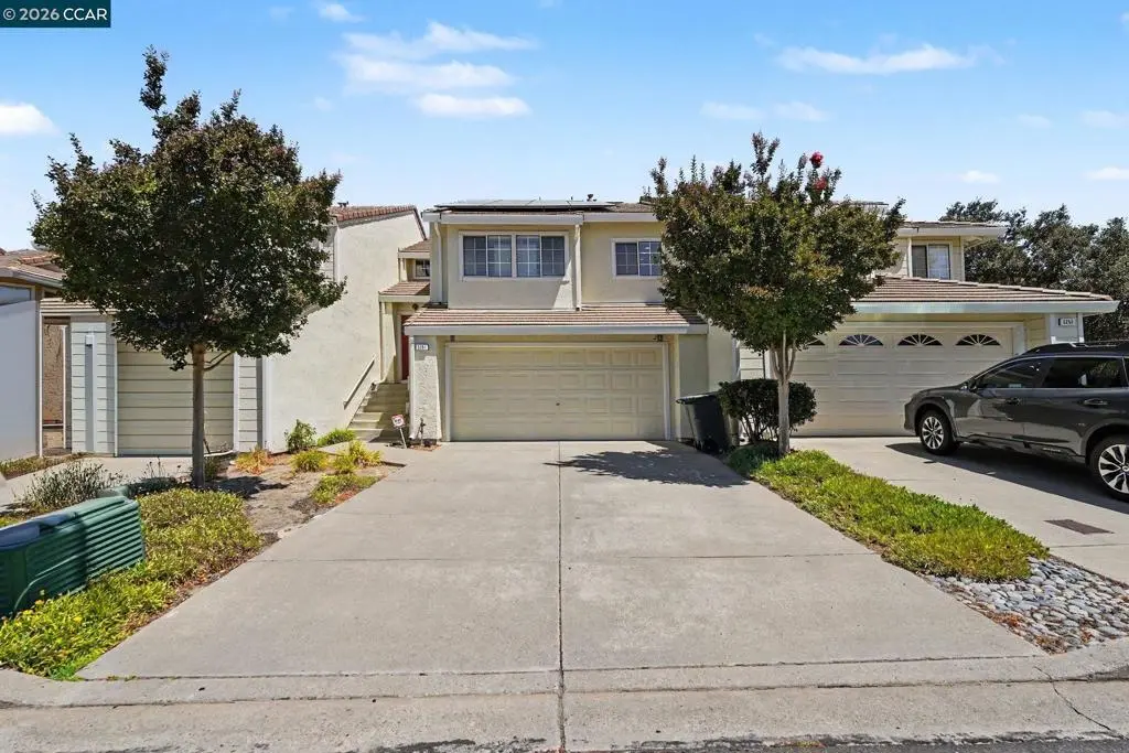Townhouse for sale at 5251 Pebble Glen Dr, Concord, CA featuring 3 beds and 3 baths