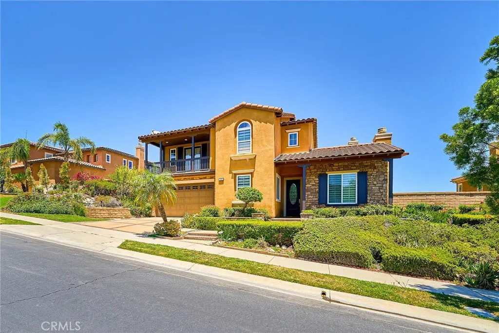 Residential Lease for rent at 7870 Sanctuary, Corona, Riverside County, CA featuring 4 beds and 5 baths