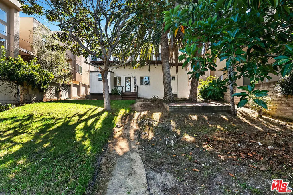 1315 17th Street, Manhattan Beach, CA — listing photo 1