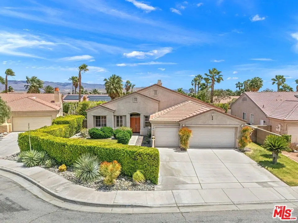 Residential Lease for rent at 3411 Circulo San Sorrento Road, Palm Springs, Riverside County, CA featuring 4 beds and 3 baths