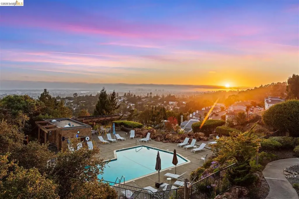 Townhouse for sale at 32 Sereno Circle, Oakland, CA featuring 3 beds and 3 baths
