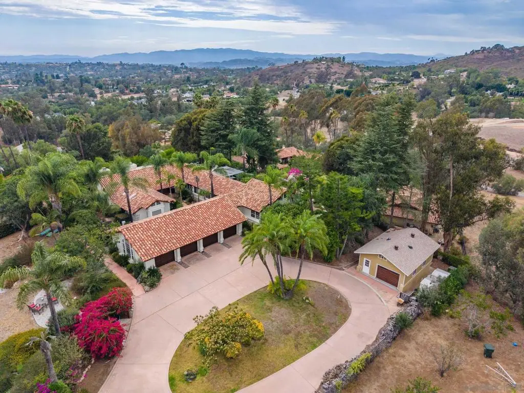 3548 Rosa Way, Fallbrook, CA — listing photo 1