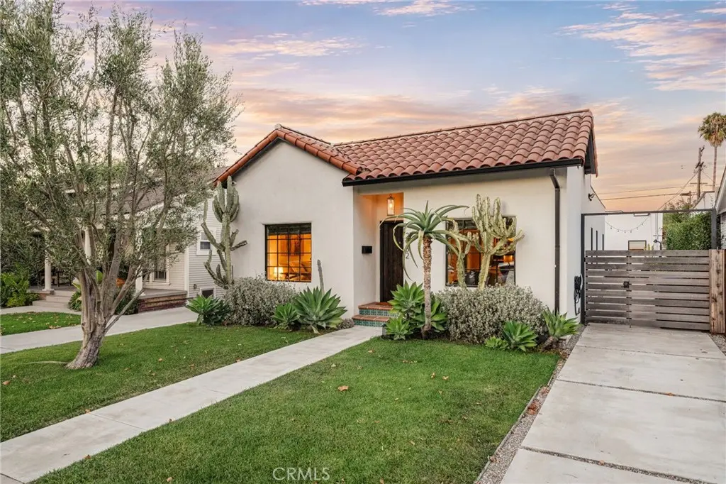 Single Family Residence for sale at 2932 Edgehill Drive, Los Angeles, CA featuring 4 beds and 3 baths