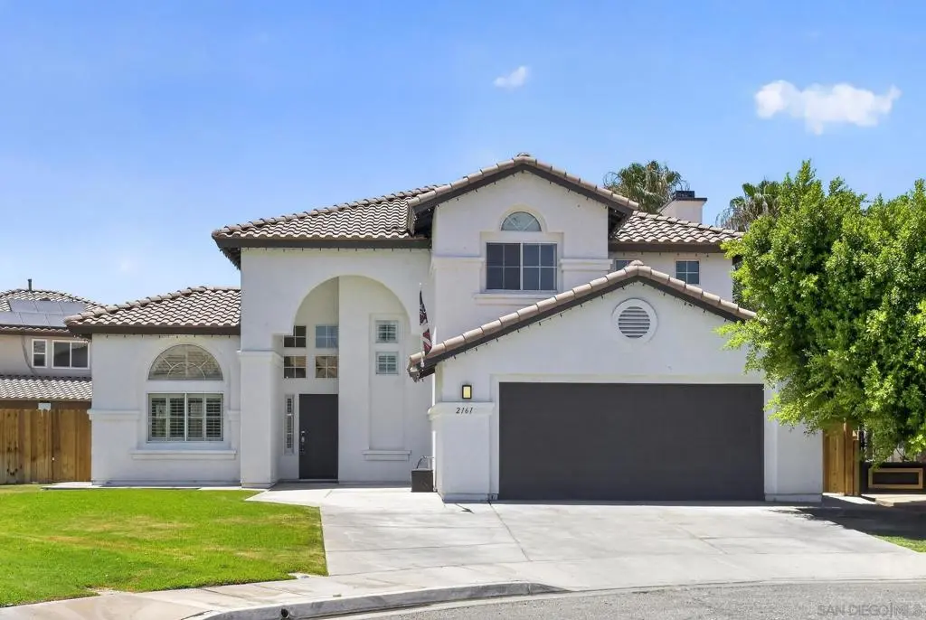 2161 A. Hems Ct., Calexico, CA — listing photo 1