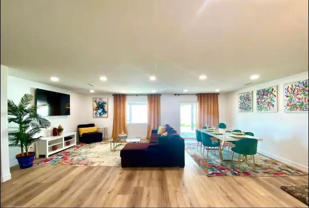Residential Lease for rent at 84146 Azzura Way, Indio, Riverside County, CA featuring 3 beds and 2 baths