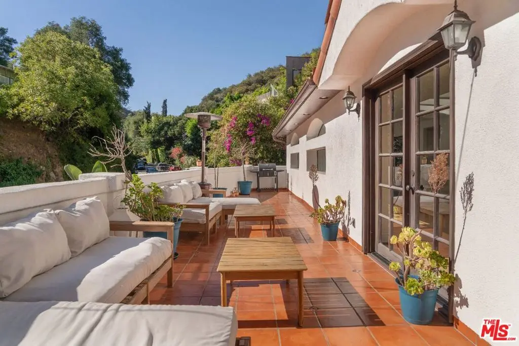 Single Family Residence for sale at 1508 N Beverly Glen Boulevard, Los Angeles, CA featuring 3 beds and 4 baths