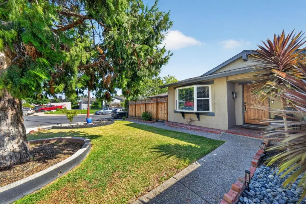 Single Family Residence for sale at 5175 Running Bear Court, San Jose, CA featuring 3 beds and 3 baths