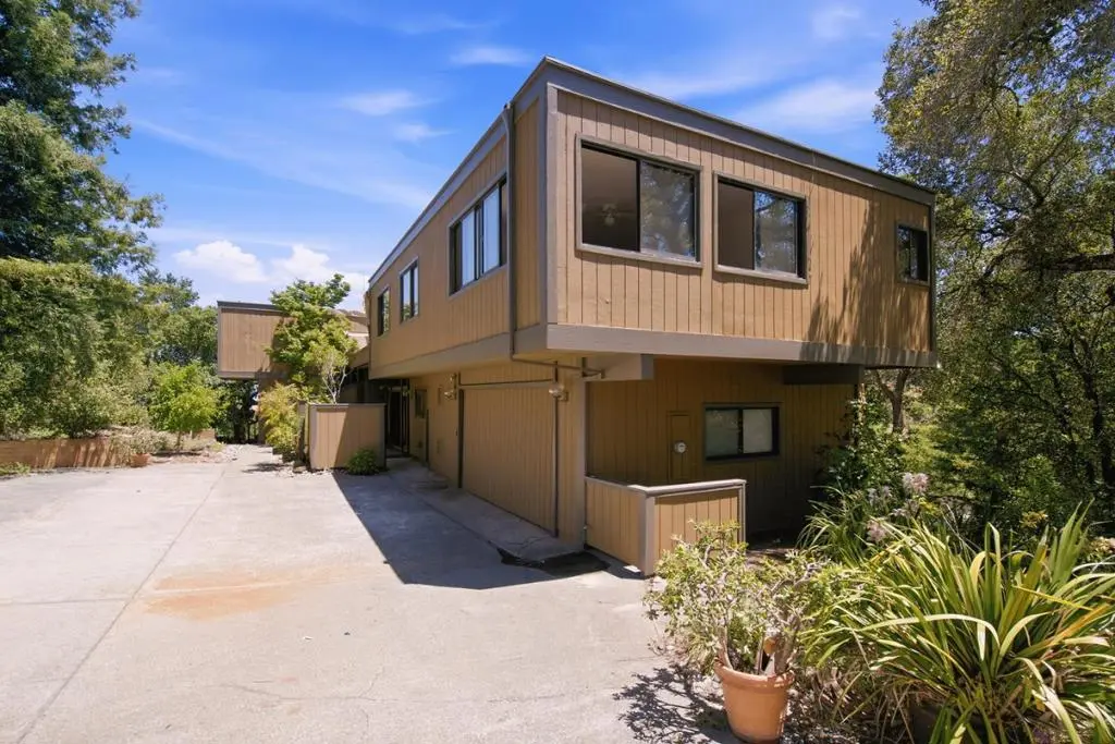 Single Family Residence for sale at 285 Escobar Road, Portola Valley, CA featuring 5 beds and 4 baths