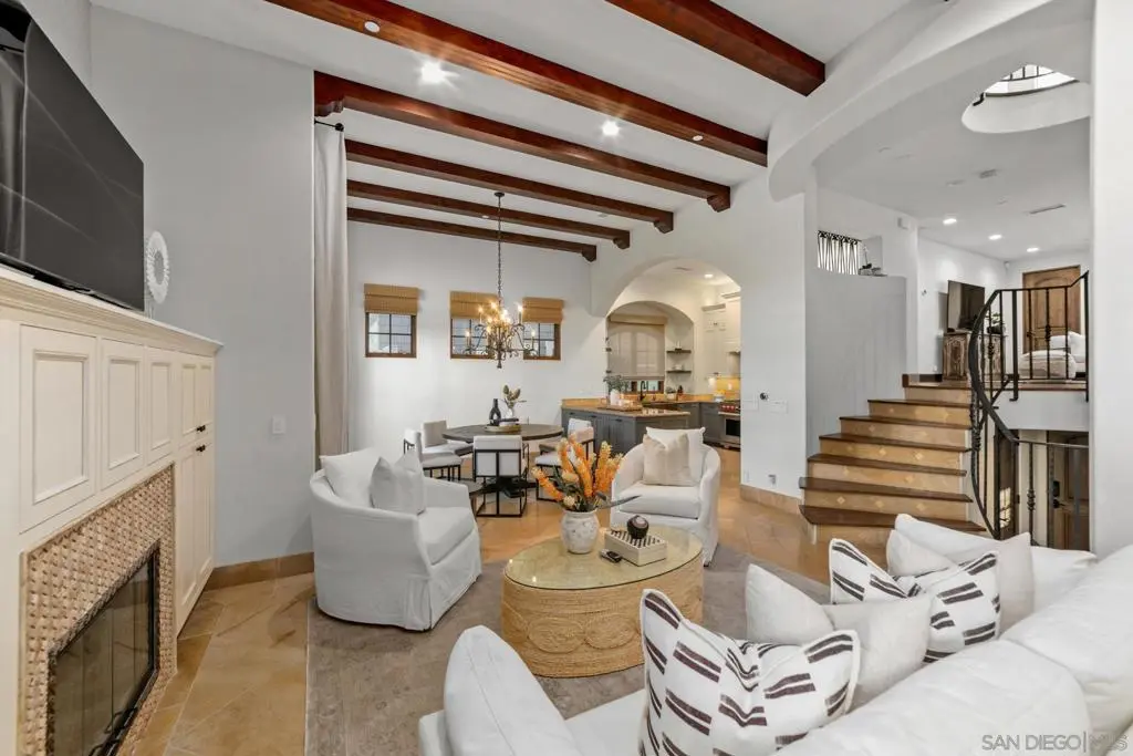 Single Family Residence for rent at 937 F Ave, Coronado, CA featuring 3 beds and 4 baths