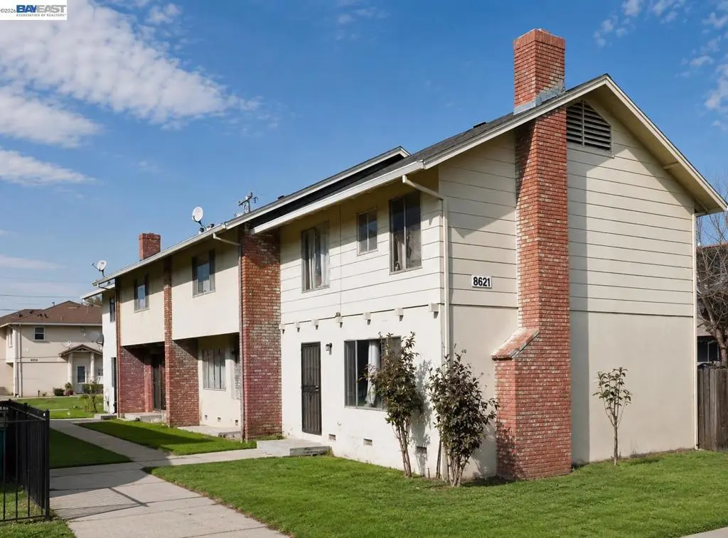 Quadruplex for sale at 8621 Santa Paula Way, Stockton, CA