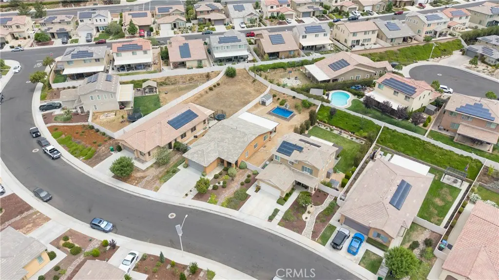 1572 Triton, Beaumont, CA — listing photo 1