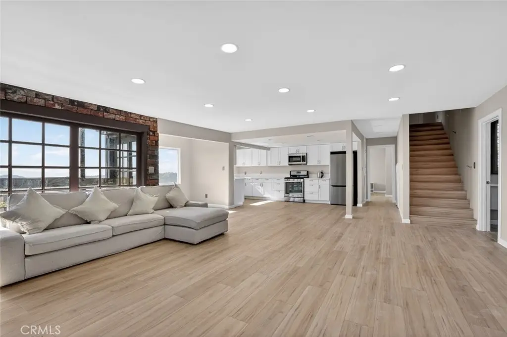 30420 Starland Drive, Tehachapi, CA — listing photo 1