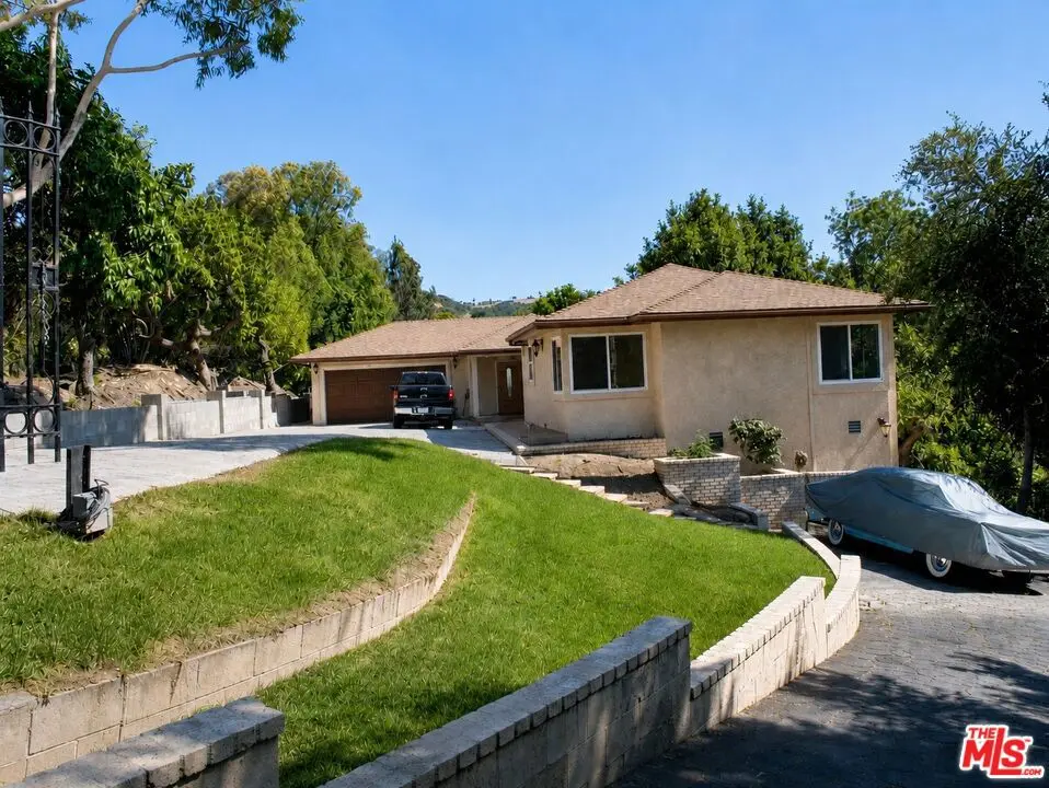 2631 S Buenos Aires Drive, Covina, CA — listing photo 1