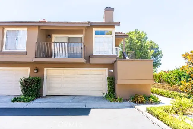 8123 E Oak Ridge Cir, Anaheim Hills, CA — listing photo 1