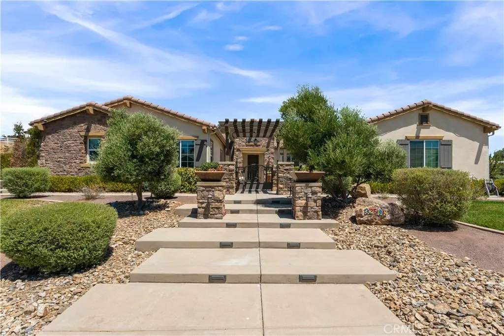 Single Family Residence for sale at 32516 Hayden Rd, Menifee, CA featuring 4 beds and 4 baths