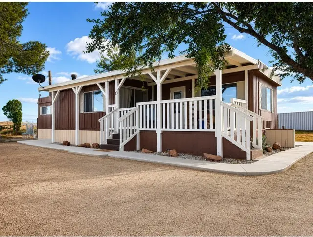 6254 Roadrunner, Rosamond, CA — listing photo 1