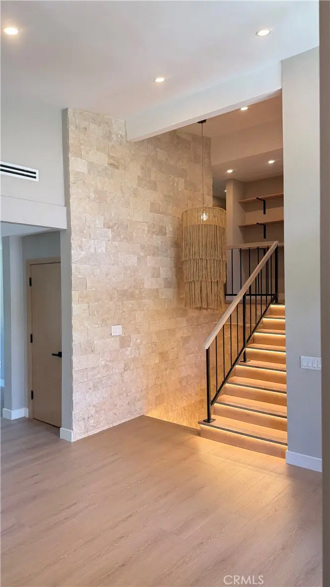 Residential Lease for rent at 22938 Paul Revere, Calabasas, Los Angeles County, CA featuring 4 beds and 3 baths