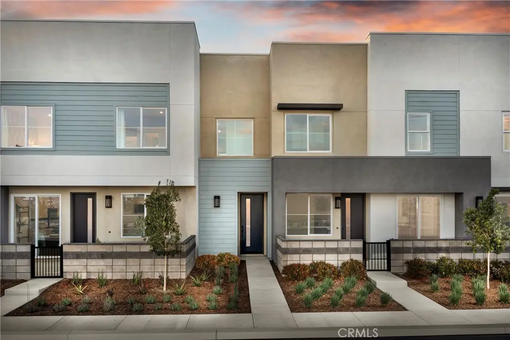 3660 S. Eichler Paseo 4, Ontario, CA — listing photo 1