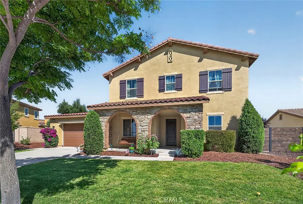 35530 Birchbrook, Winchester, CA — listing photo 1