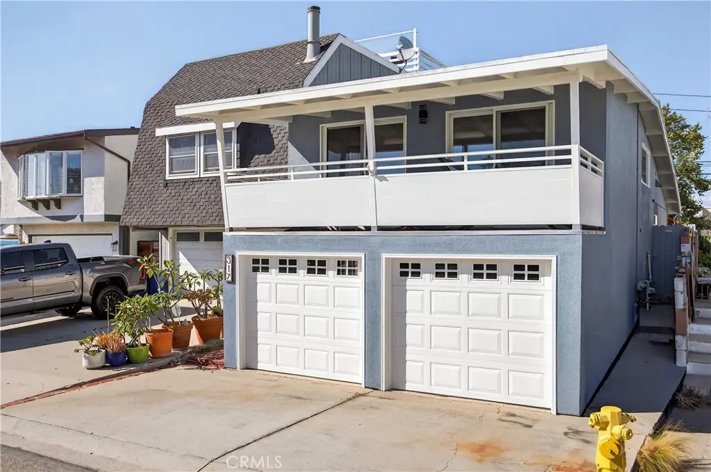Single Family Residence for sale at 317 Cahuenga, Oxnard, CA featuring 2 beds and 1 bath