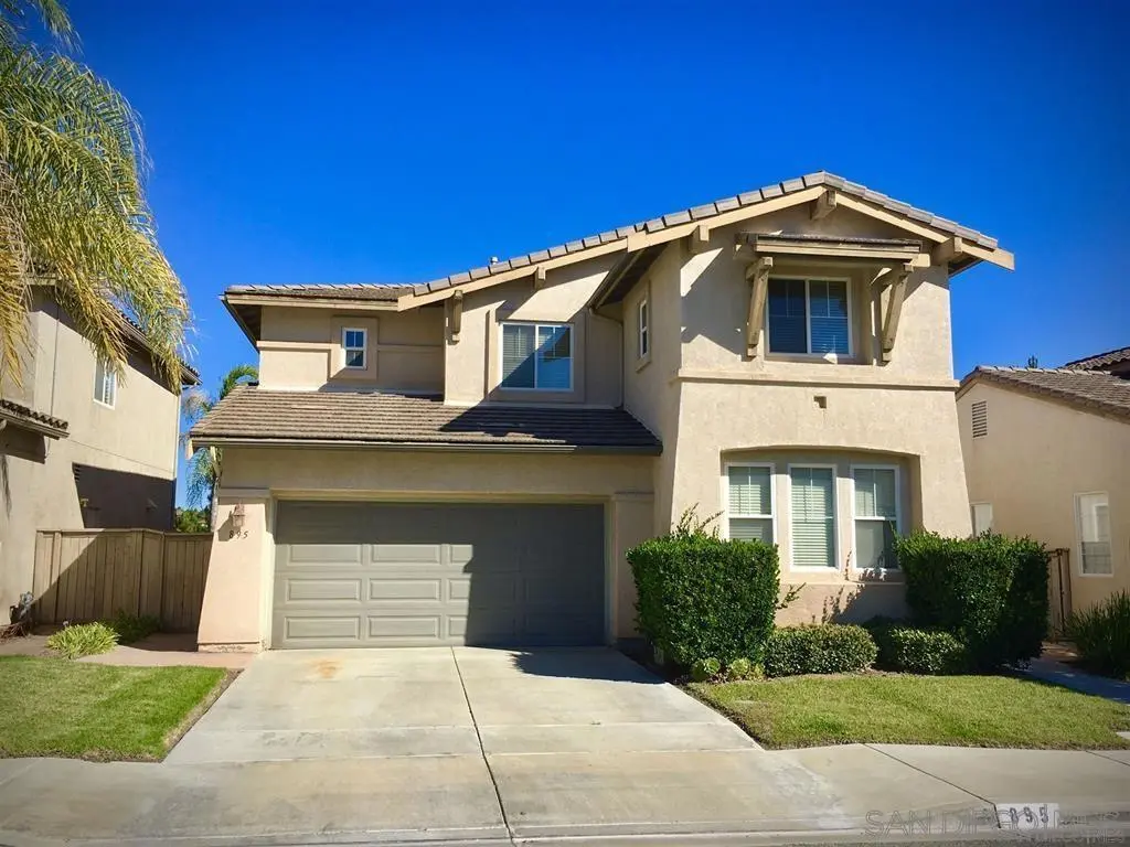 Single Family Residence for rent at 895 Bryce Canyon, Chula Vista, CA featuring 4 beds and 3 baths