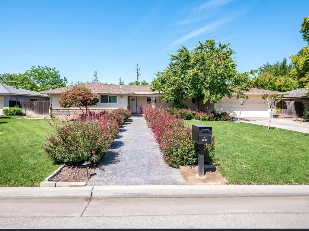 5673 N Ferger Avenue, Fresno, CA — listing photo 1