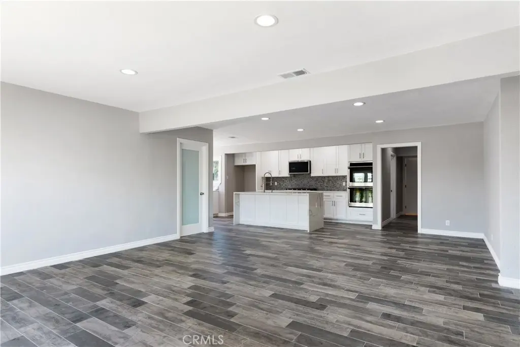 Residential Lease for rent at 517 N Chalburn, West Covina, Los Angeles County, CA featuring 5 beds and 2 baths