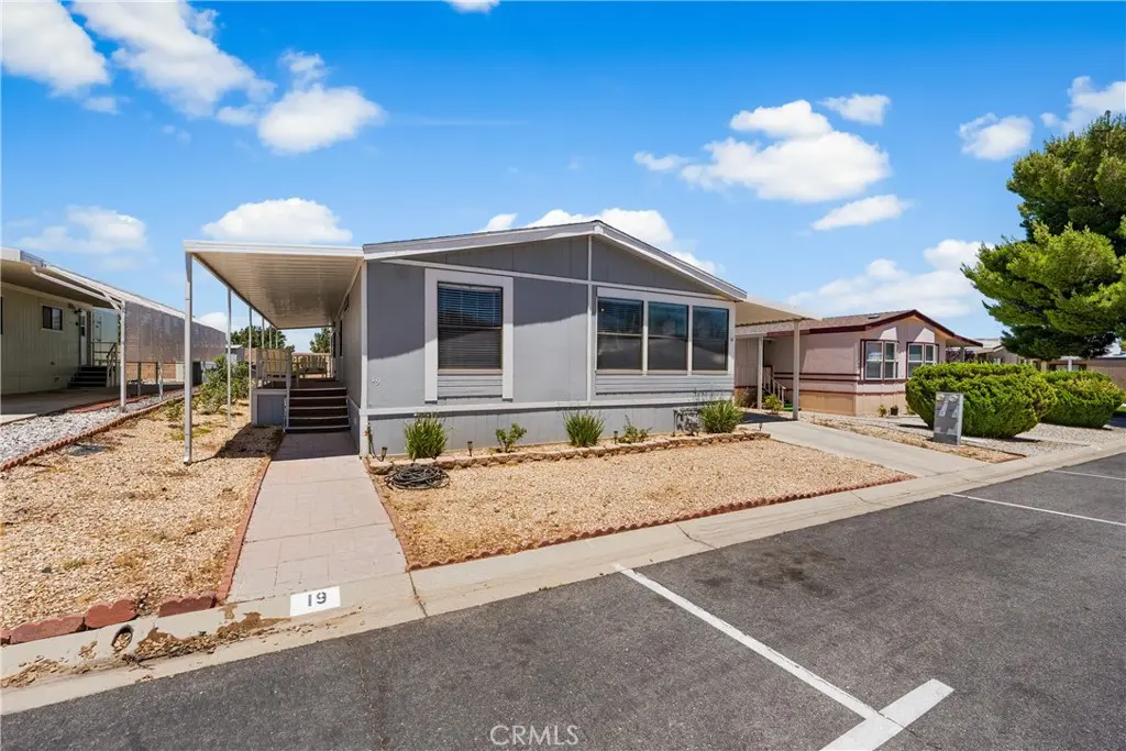 Manufactured In Park for sale at 5200 Entrar 19, Palmdale, CA featuring 4 beds and 2 baths