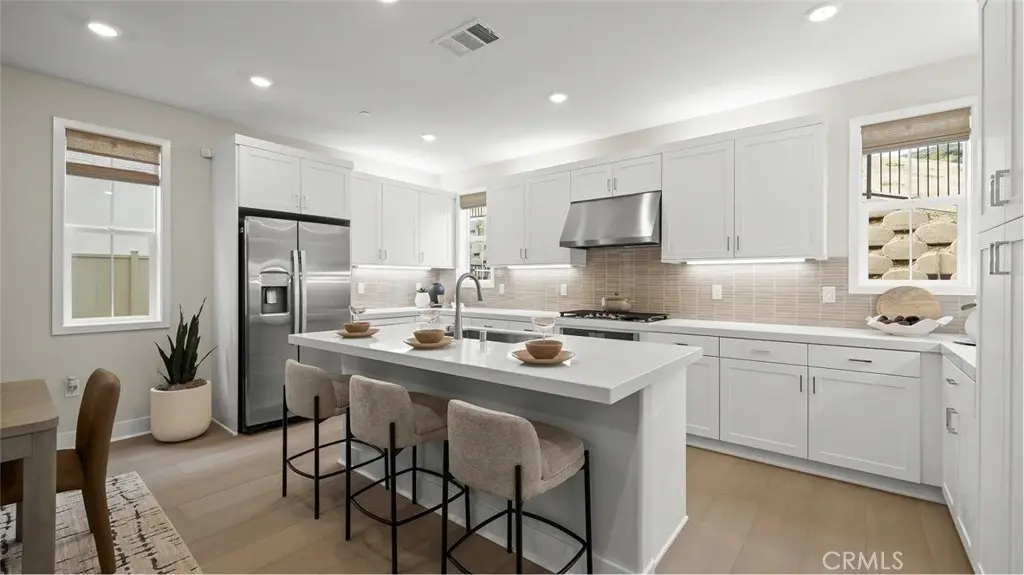2145 Perdido Lane, Santa Paula, CA — listing photo 1