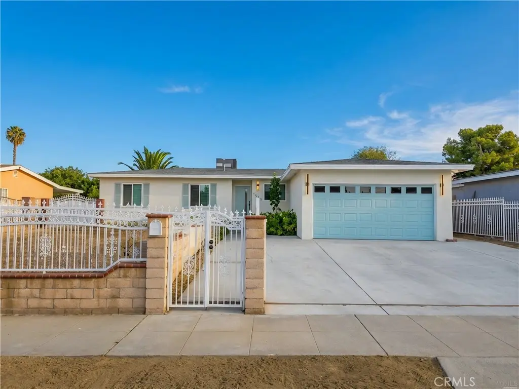 3665 Ross Street, Riverside, CA — listing photo 1
