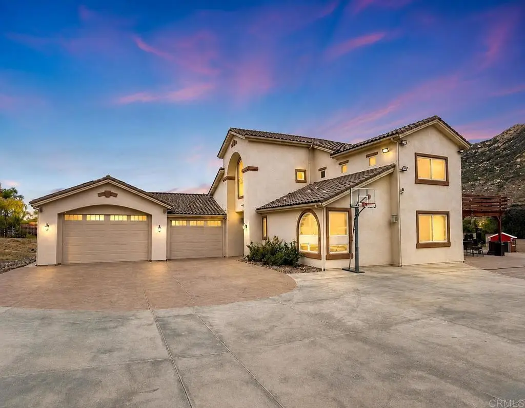 23072 tombill, Ramona, CA — listing photo 1