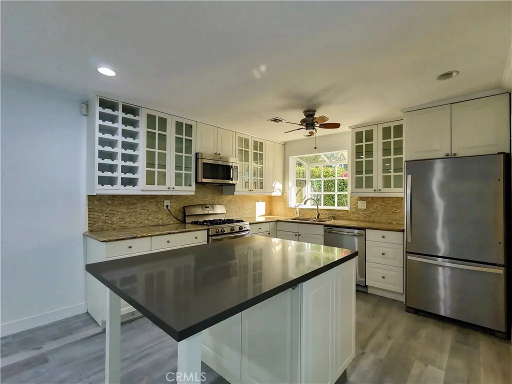 7049 Semrad Road, West Hills, CA — listing photo 1