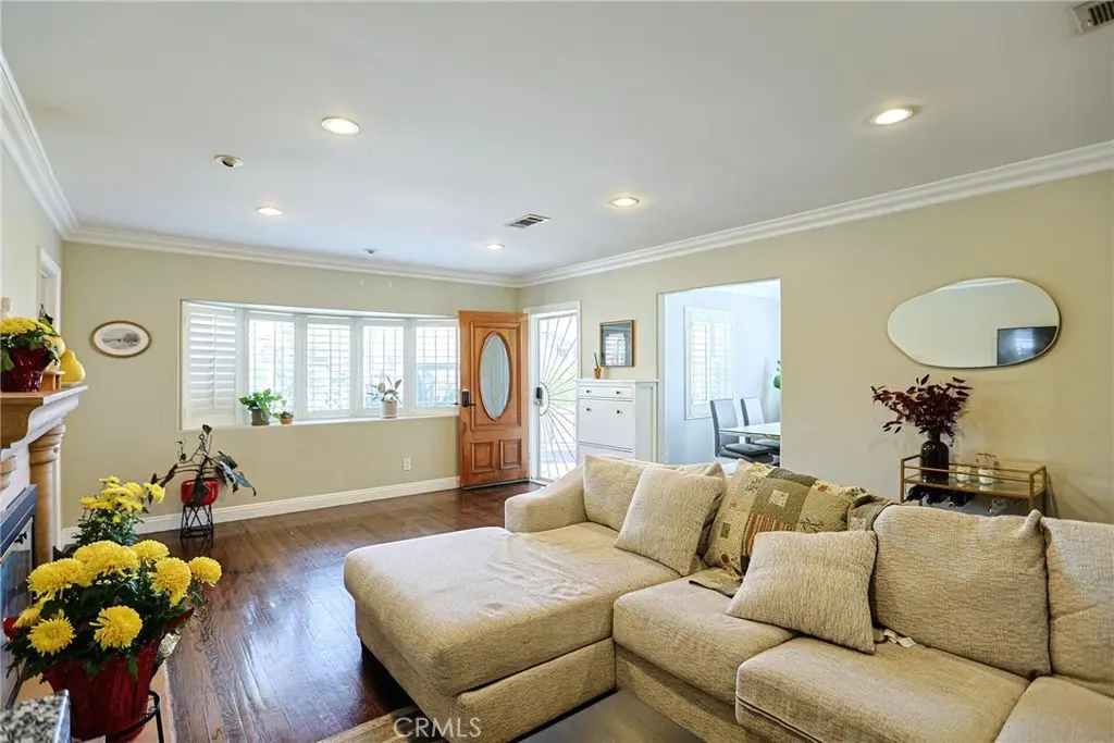 313 E 11th, Azusa, CA — listing photo 1