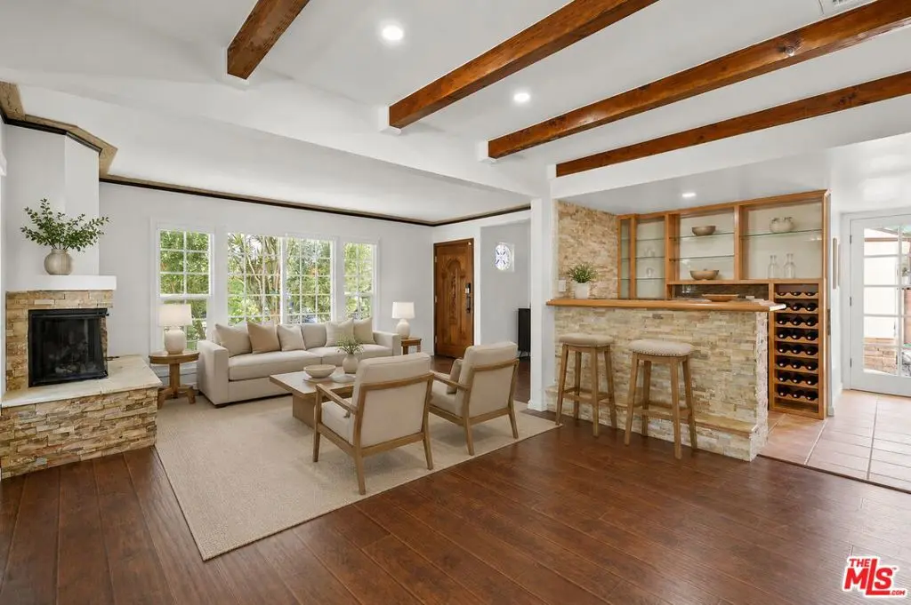 11241 Peach Grove Street, North Hollywood, CA — listing photo 1