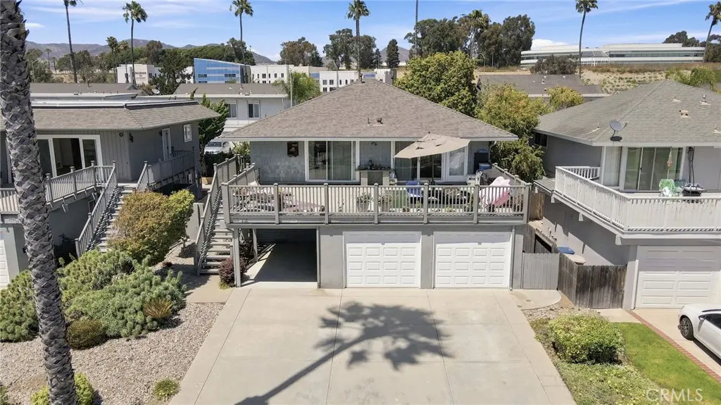 2558 Seahorse Avenue, Ventura, CA — listing photo 1