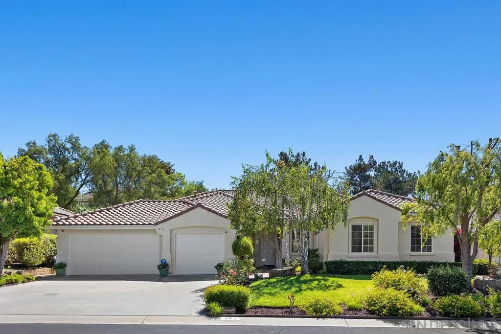 672 Inverlochy Dr, Fallbrook, CA — listing photo 1