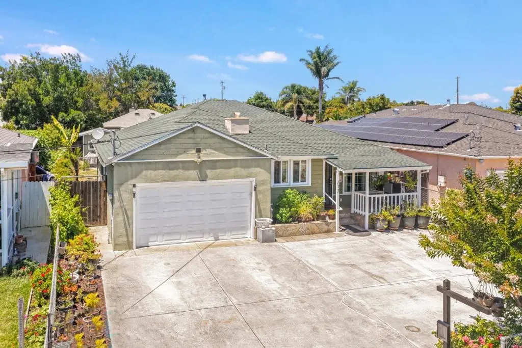 123 Gardenia Way, East Palo Alto, CA — listing photo 1