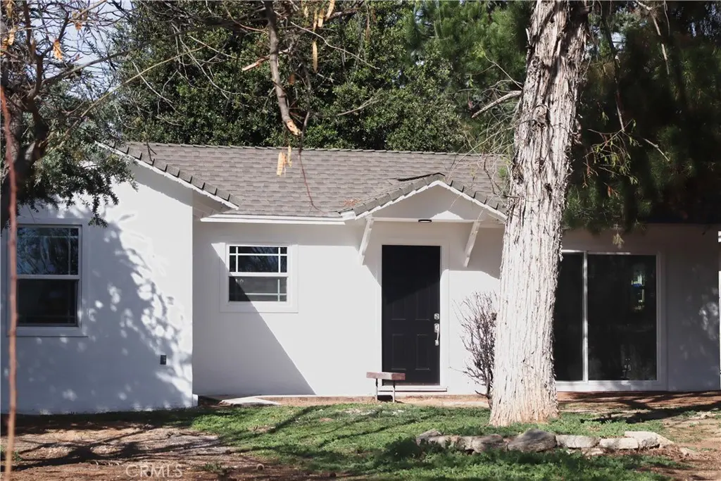 35064 Beech Avenue, Yucaipa, CA — listing photo 1