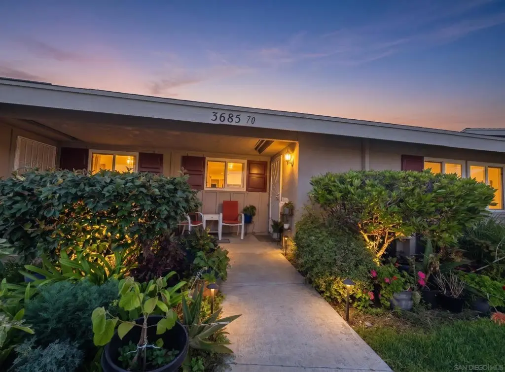 Condominium for sale at 3685 N Vista Campana 70, Oceanside, CA featuring 2 beds and 2 baths