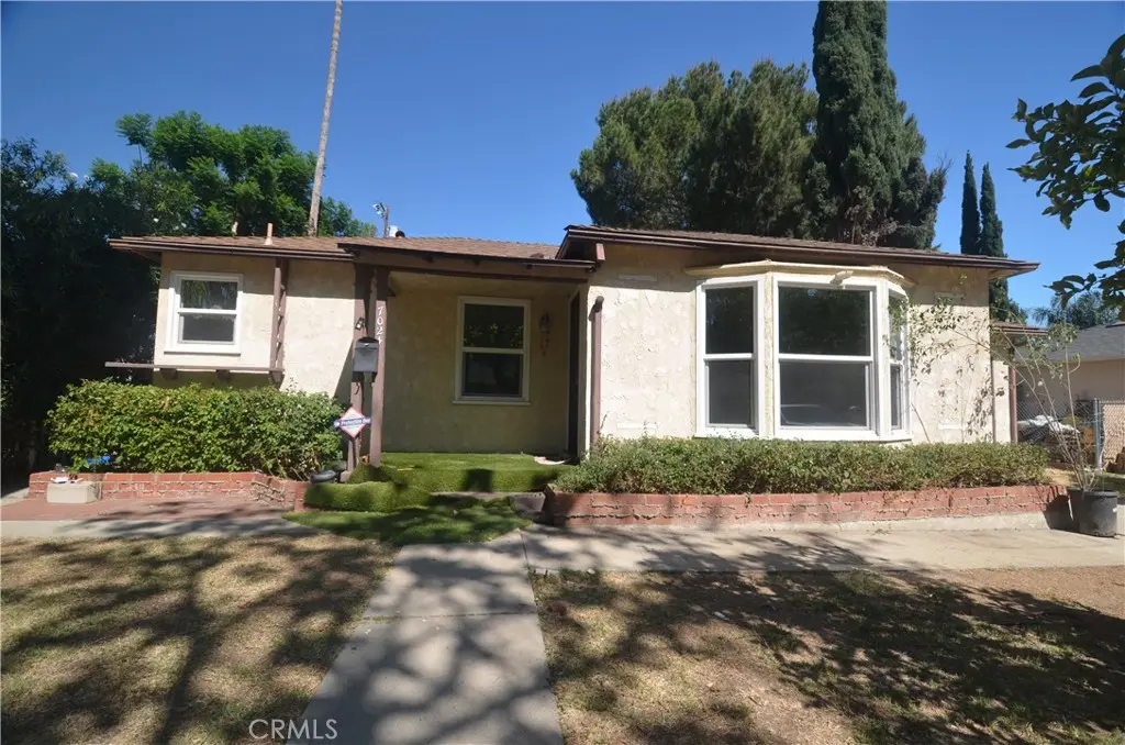 7024 Balcom, Reseda, CA — listing photo 1