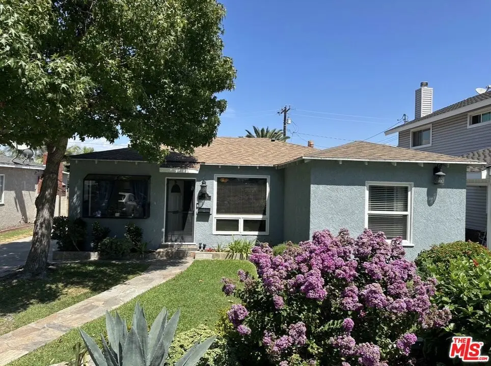 Single Family Residence for sale at 801 W Columbia Street, Long Beach, CA featuring 3 beds and 2 baths
