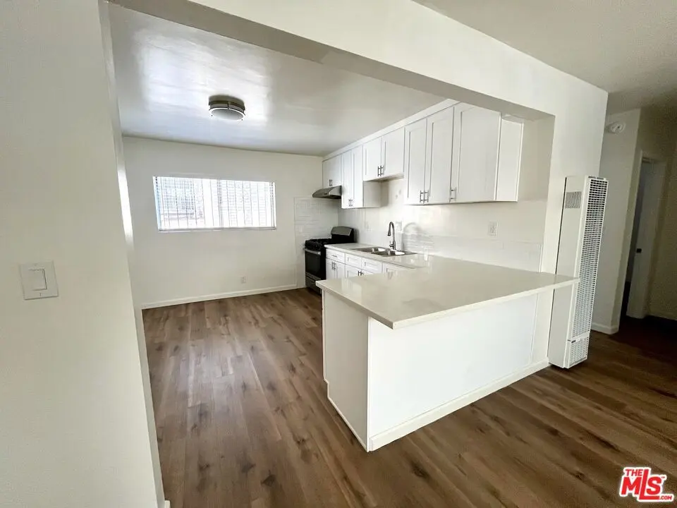 Apartment for rent at 829 Alpine Street 2, Los Angeles, CA featuring 2 beds and 1 bath