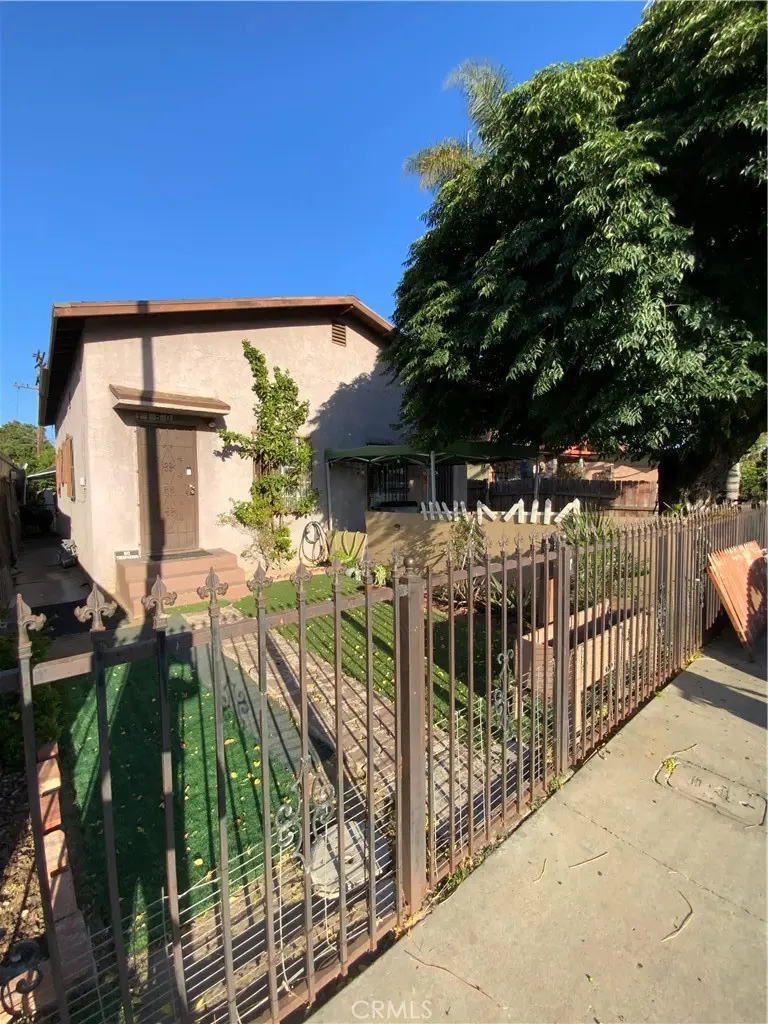 Mixed Use for sale at 1150 S Augusta Avenue, Los Angeles, CA